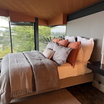 LuxeVaca - Oceanview bedroom - Vacation Rentals Near Me - Carmel Valley, California LuxeVaca - Oceanview bedroom - Vacation Rentals Near Me - Carmel Valley, California