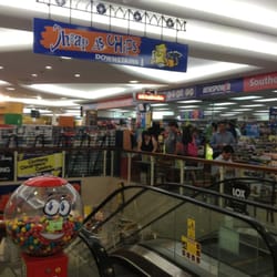 Cheap As Chips - Enter the Southern Arcade from James Place and head straight down the escalators