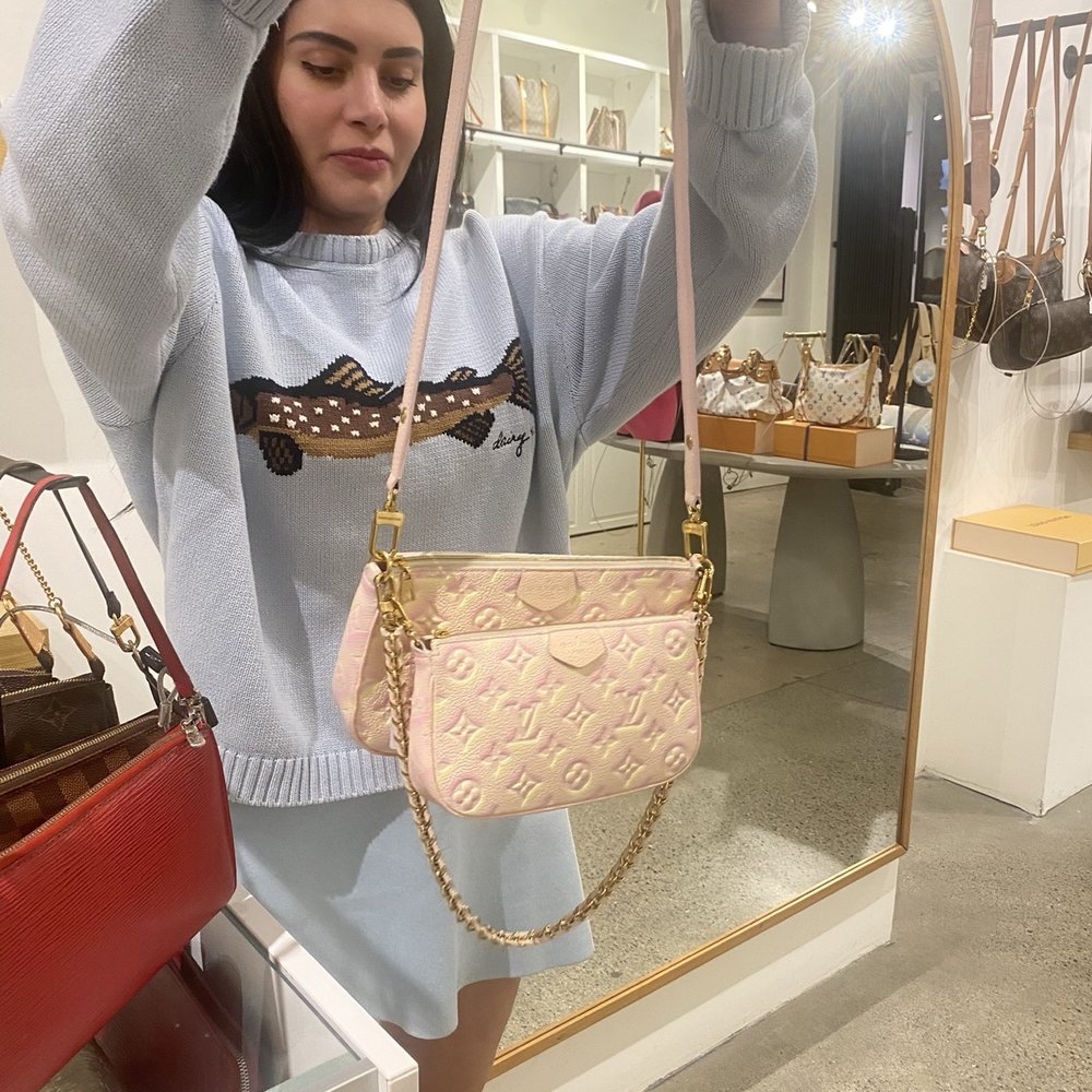 Bag & Boujee - She's adorable - Used, Vintage & Consignment Near Me - Laguna Beach, California Bag & Boujee - She's adorable - Used, Vintage & Consignment Near Me - Laguna Beach, California