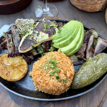 Alma Cocina de Mexico - Steak fajitas - Breakfast & Brunch Near Me - Los Angeles, California Alma Cocina de Mexico - Steak fajitas - Breakfast & Brunch Near Me - Los Angeles, California