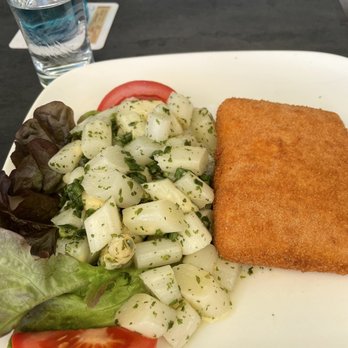 Solmser Hof - Greek Near Me - Braunfels, HE