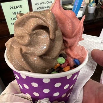 Wanna Chill - Ice Cream & Frozen Yogurt Near Me - Redondo Beach, California Wanna Chill - Ice Cream & Frozen Yogurt Near Me - Redondo Beach, California