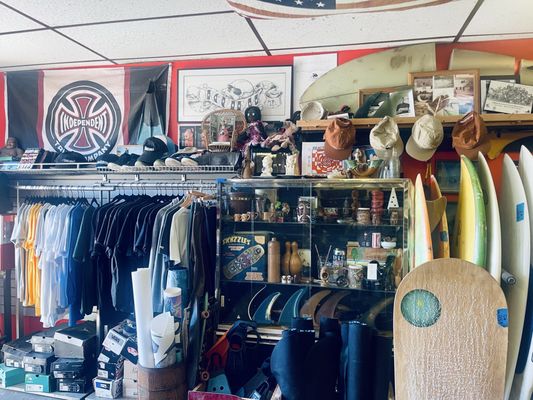 Pack Ratt Records and Junk by null