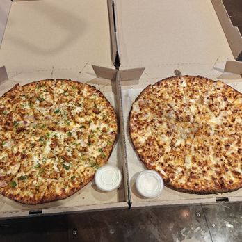 Pizza Twist - Pizza Near Me - Greenwood, Indiana Pizza Twist - Pizza Near Me - Greenwood, Indiana