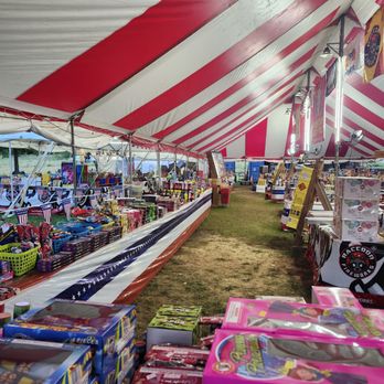 James Fireworks - Fireworks Near Me - Dickson, Tennessee James Fireworks - Fireworks Near Me - Dickson, Tennessee