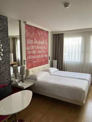 Hotel N’vy by null