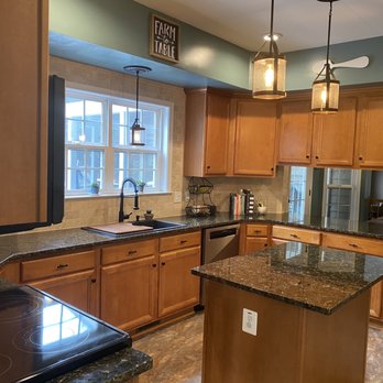 iDesign Granite - After remodel - Countertop Installation Near Me - Fredericksburg, Virginia