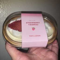 7" Strawberry Tiramisu Cake