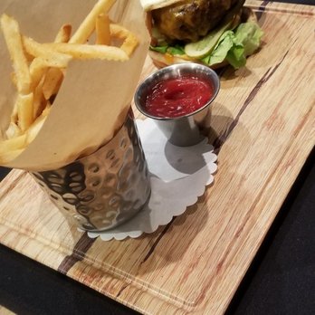 Maggie McFly's | Springfield - American Near Me - Springfield, Virginia