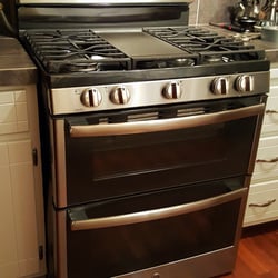 Our new dream range (five burners, including griddle, & two ovens) purchased here for a fantastic price!