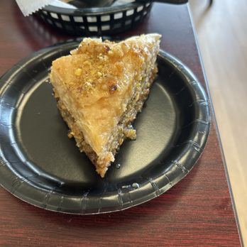 Cedar Halal Food & Grill - Baklava - Halal Near Me - Orlando, Florida