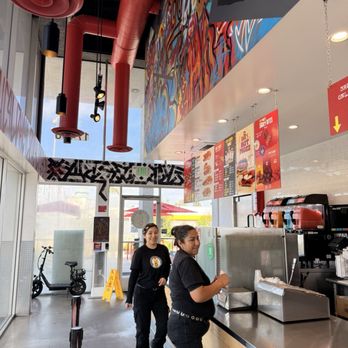 Dave's Hot Chicken - Chicken Shop Near Me - Torrance, California Dave's Hot Chicken - Chicken Shop Near Me - Torrance, California