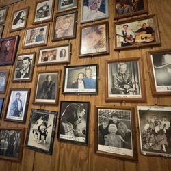 Bell Buckle Cafe - Wall of celebrities