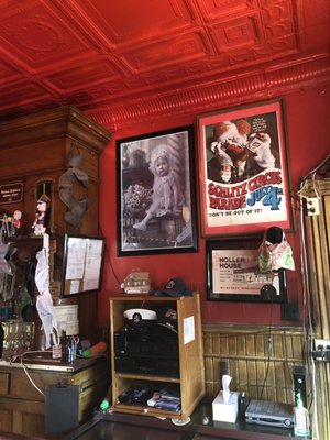 Holler House | Milwaukee and the Nation’s Oldest Alleys by null