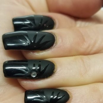 Java Nails & Spa - Black matte Powder dip with shine shellac topcoat and design reflecting over the french tip line. - Nail Salons Near Me - Highlands Ranch, Colorado