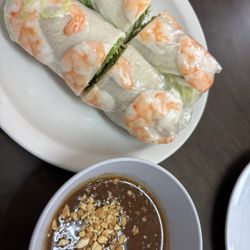 Pho Huong Viet - 7. Two Spring Rolls