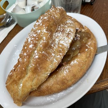 Millies Restaurant - German pancake - Breakfast & Brunch Near Me - Sarasota, Florida