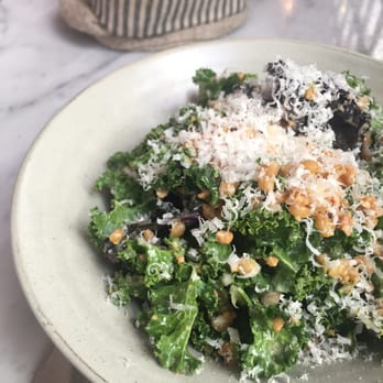 Ellsworth - Kale Salad - Wine Bars Near Me - Paris, 75