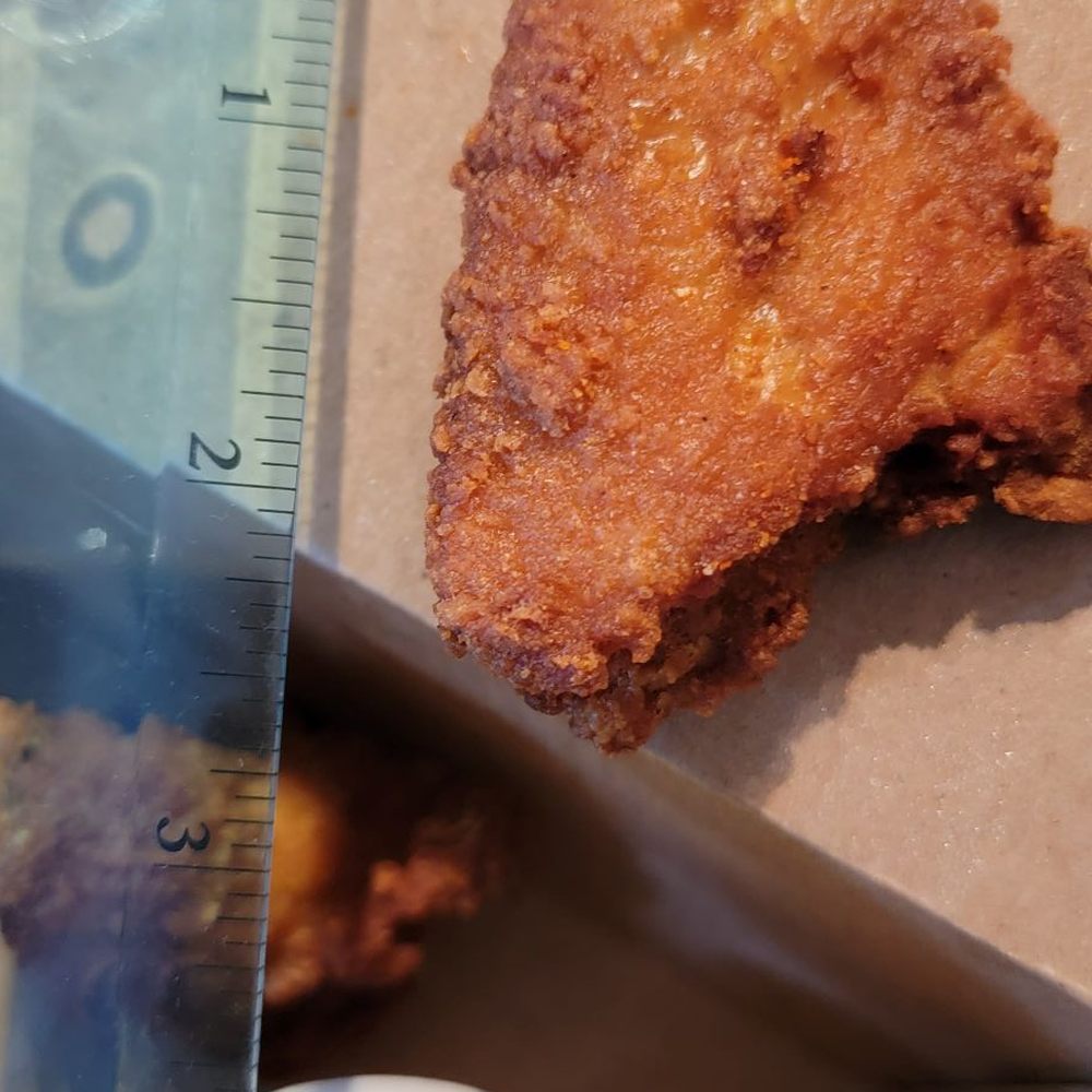 Taco Bell - Almost 3 inches for this li'l wingette ! - Fast Food Near Me - Kaneohe, Hawaii Taco Bell - Almost 3 inches for this li'l wingette ! - Fast Food Near Me - Kaneohe, Hawaii