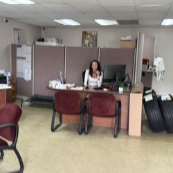 Metrowest Auto Sales - Yana - the deceiver