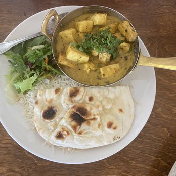 Gather Cafe Bistro Bar - Butter chicken - New American Near Me - Talent, Oregon