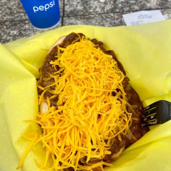 The Happy Hound  - Chili Cheese Hound - Hot Dogs Near Me - Los Gatos, California