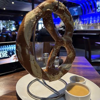 Yard House - Bars Near Me - Roseville, California Yard House - Bars Near Me - Roseville, California