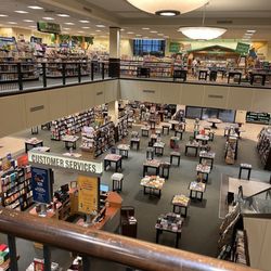 Barnes & Noble Booksellers