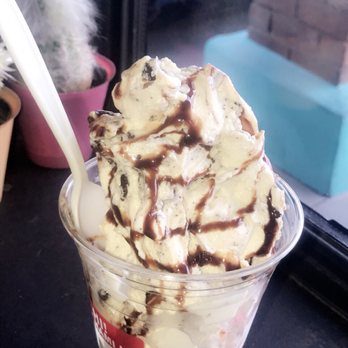 Nami - Cookies and cream w/ vanilla base - Coffee & Tea Near Me - Phoenix, Arizona