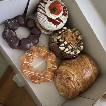 Friendly Donuts - Mochi Donuts, Ham and Cheese Croissant, Strawberry Creme Dossant and The Campfire Dossant - Donuts Near Me - Orange, California Friendly Donuts - Mochi Donuts, Ham and Cheese Croissant, Strawberry Creme Dossant and The Campfire Dossant - Donuts Near Me - Orange, California
