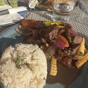 El Huarique - Lomo Saltado (Beef Sirloin Stir Fry) - Peruvian Near Me - Venice, California