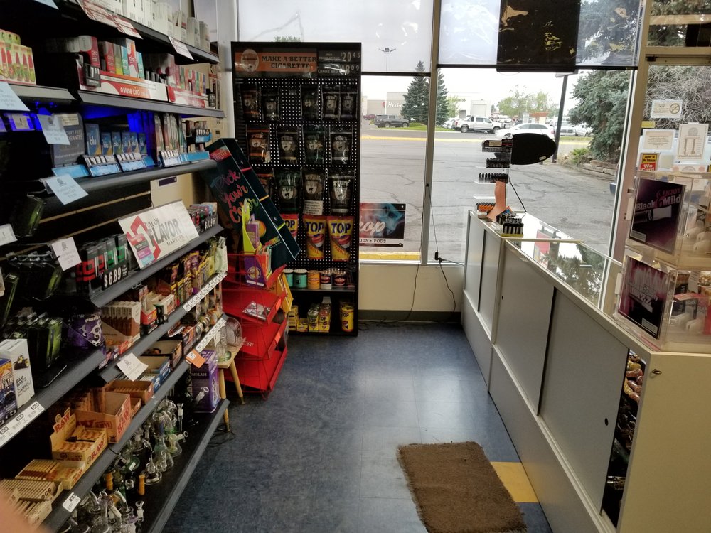 SMOKER FRIENDLY Updated September 2024 22 Photos 921 10th Ave S