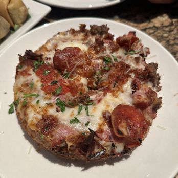 BJ's Restaurant & Brewhouse - Mini deep dish pizza - Pizza Near Me - Brea, California