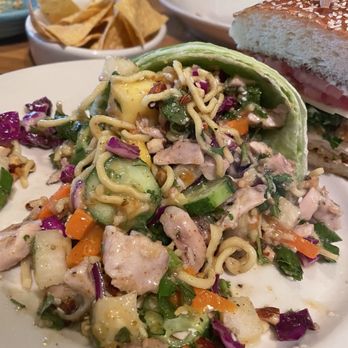 R+D Kitchen - Chicken&noodle salad - New American Near Me - Santa Monica, California R+D Kitchen - Chicken&noodle salad - New American Near Me - Santa Monica, California