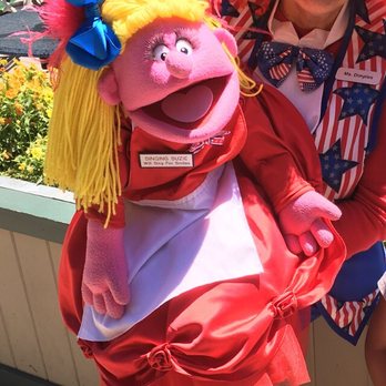 Dimples And Stripes Entertainment - Suzie and Dimples - Clowns Near Me