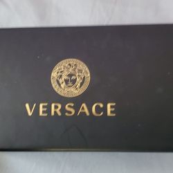 Sunglass Hut - The brand i love