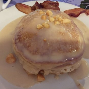 808 Grindz Cafe - Mac nut pancakes with side of bacon - Cafes Near Me - Lahaina, Hawaii 808 Grindz Cafe - Mac nut pancakes with side of bacon - Cafes Near Me - Lahaina, Hawaii