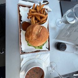 Marzano - House burger with daily soup