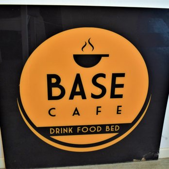 Base Cafe - Cafes Near Me - Lauterbrunnen, BE