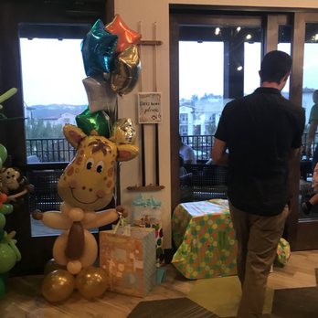 Viva Party Decor - Character balloon! Our lil giraffe that the kids all loved! - Party & Event Planning Near Me Viva Party Decor - Character balloon! Our lil giraffe that the kids all loved! - Party & Event Planning Near Me