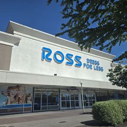 Exterior photo of Ross Dress for Less - Oregon City, Oregon Exterior photo of Ross Dress for Less - Oregon City, Oregon