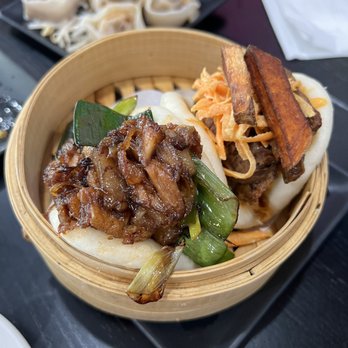 Dumpling Dojo - Pork Belly Bun & Short Rib Bun (I requested one of each to try) - Ramen Near Me - Rutherford, New Jersey Dumpling Dojo - Pork Belly Bun & Short Rib Bun (I requested one of each to try) - Ramen Near Me - Rutherford, New Jersey