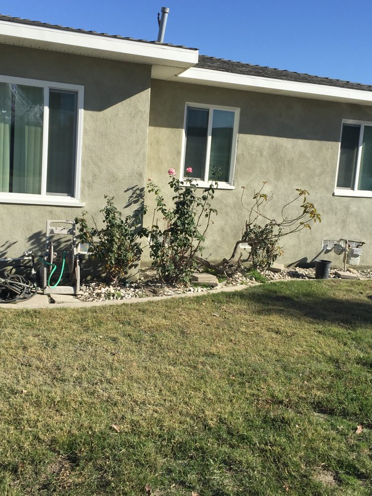 Slide of R & R Paint