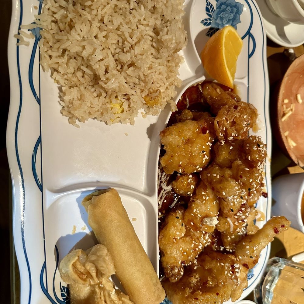 9. Sesame Chicken Lunch 9. Sesame Chicken Lunch