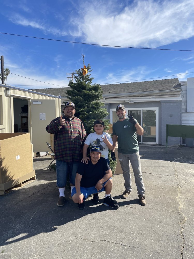 HOLLIE’S CHRISTMAS TREES Santa Monica, CA Yelp