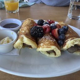 "Pigs in a blanket" pancake dish "Pigs in a blanket" pancake dish