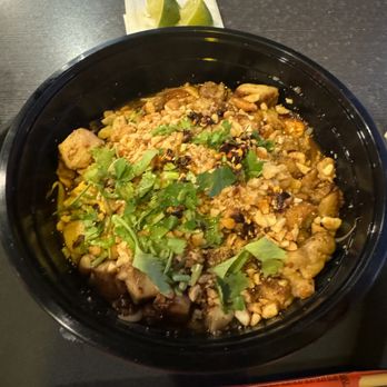Crazy Bowlz - Pad Thai with Chicken - Mexican Near Me - Kingston, New York