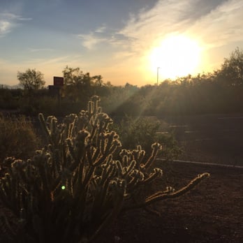 Hole-in-the-Rock - Hiking Near Me - Phoenix, Arizona