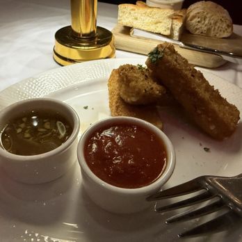 Rao's Miami Beach - Mozzarella a Carossa..aka Mozarela sticks - Italian Near Me - Miami Beach, Florida Rao's Miami Beach - Mozzarella a Carossa..aka Mozarela sticks - Italian Near Me - Miami Beach, Florida