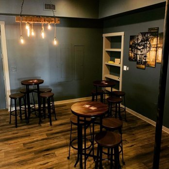 Barley Market - Beer Bar Near Me - Cornelius, North Carolina